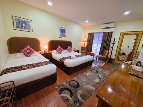 grand luxury hotel
