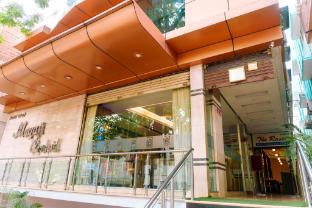 bisque magaji orchid near majestic railway station