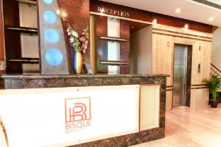 bisque magaji orchid near majestic railway station