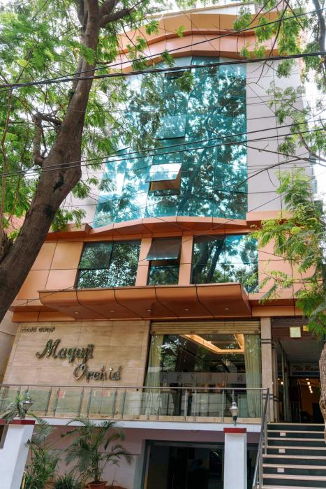 bisque magaji orchid near majestic railway station