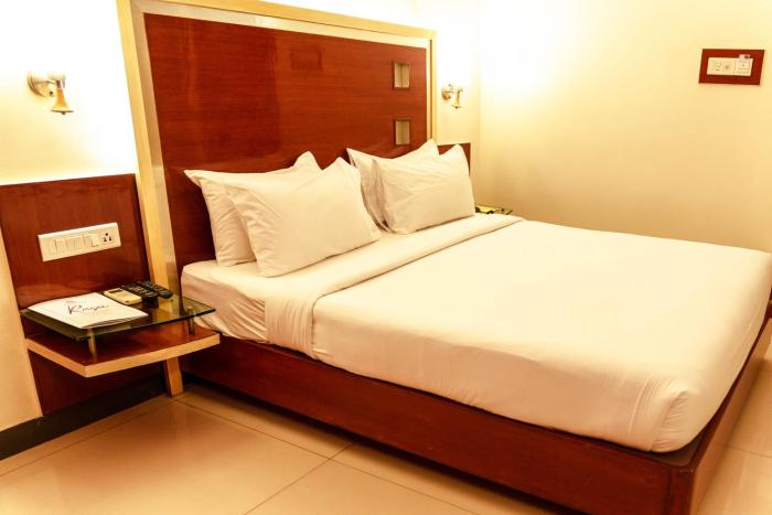 bisque magaji orchid near majestic railway station