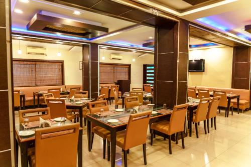 bisque magaji orchid near majestic railway station