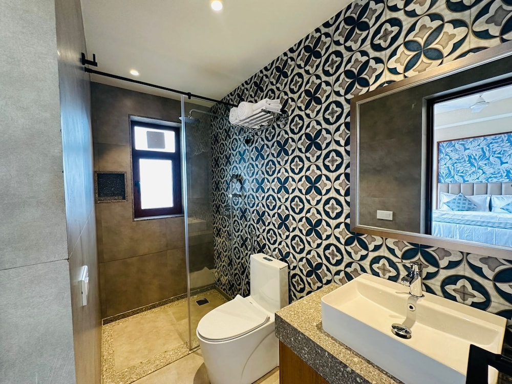 titanic boutique hotel