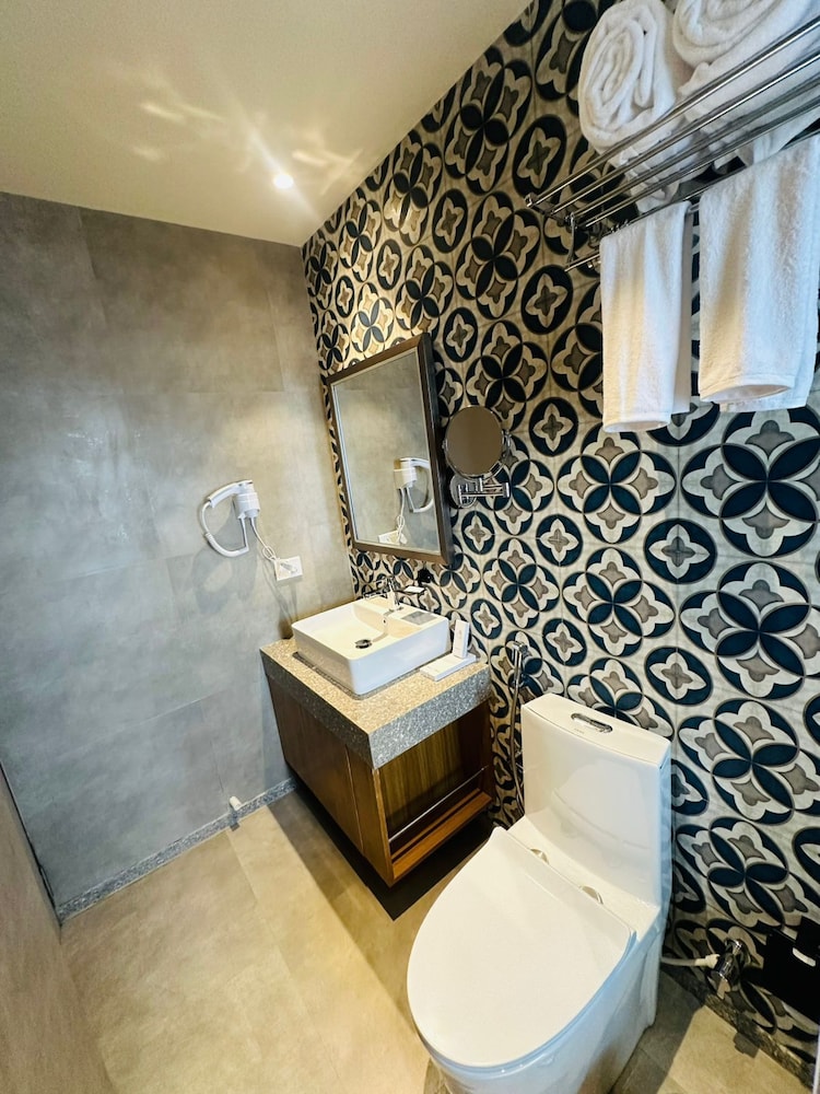 titanic boutique hotel