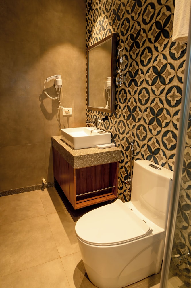 titanic boutique hotel