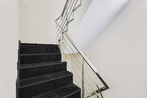 super hotel o govind residency