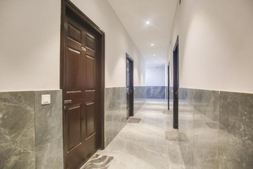 Hotel O Ravi & Banquet,,3 star