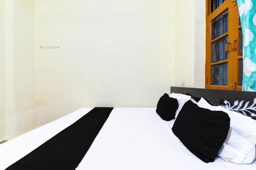 hotel o 83143 shyam palace