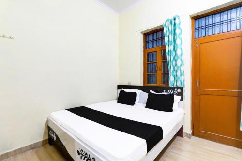 hotel o 83143 shyam palace