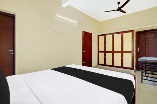 Hotel O Nakshathra Inn,,3 star