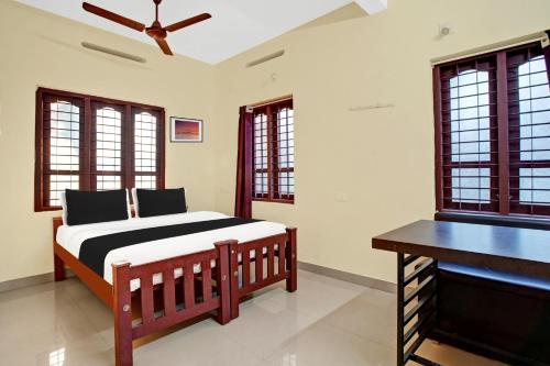 Hotel O Nakshathra Inn,,3 star