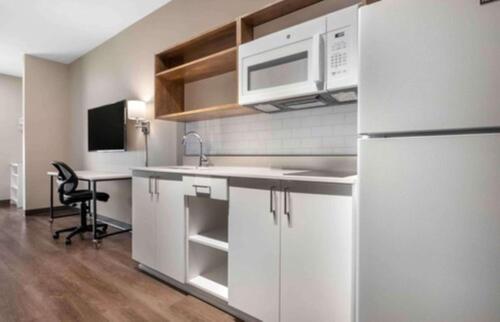 extended stay america premier suites colorado springs south