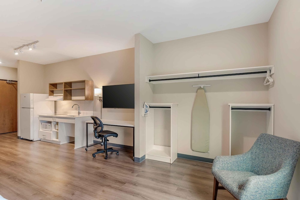 extended stay america premier suites charlottesville