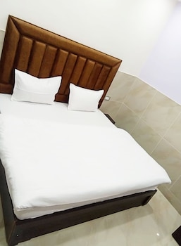 hotel dixit residency vrindavan
