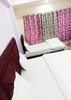 hotel dixit residency vrindavan