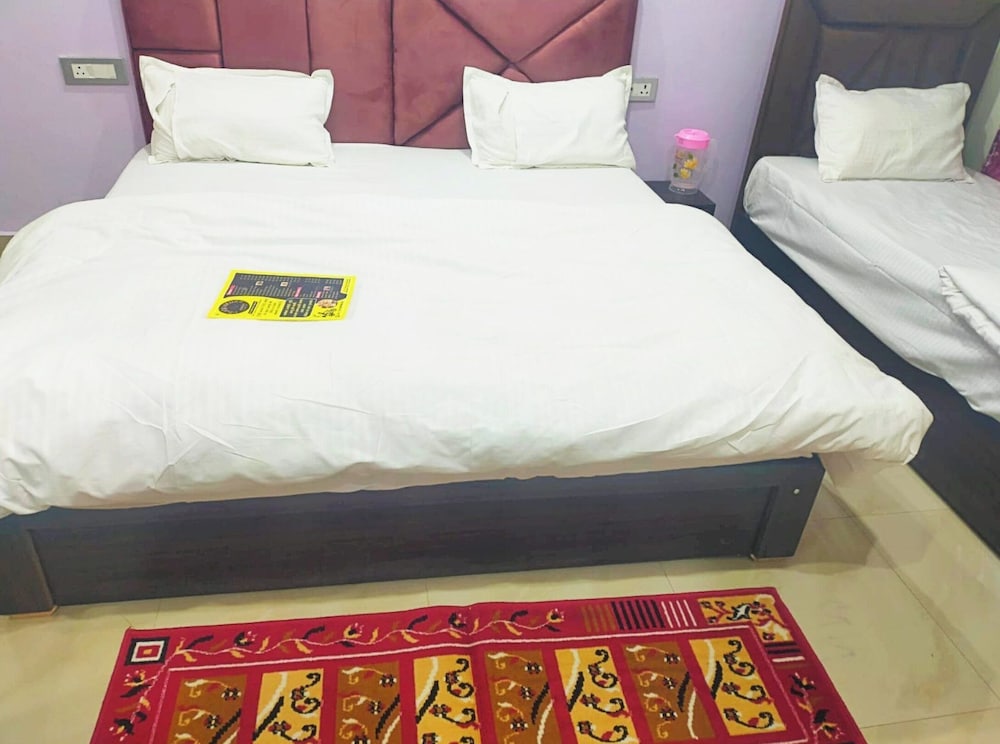 hotel dixit residency vrindavan