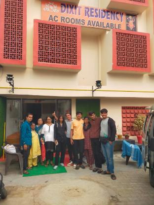 hotel dixit residency vrindavan