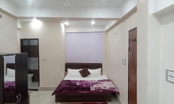 hotel dixit residency vrindavan