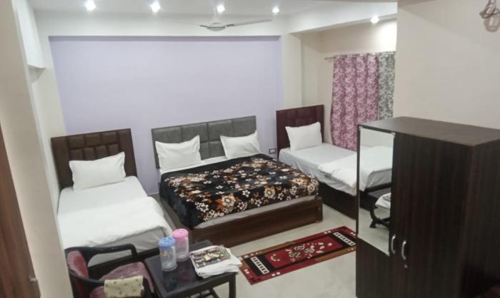 hotel dixit residency vrindavan