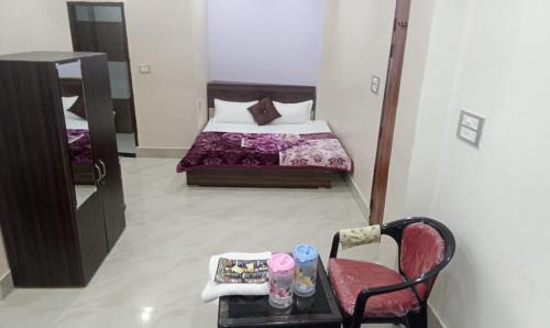 hotel dixit residency vrindavan