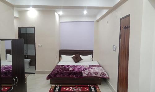 hotel dixit residency vrindavan