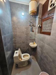 sky bloom residency gurgaon sector 22