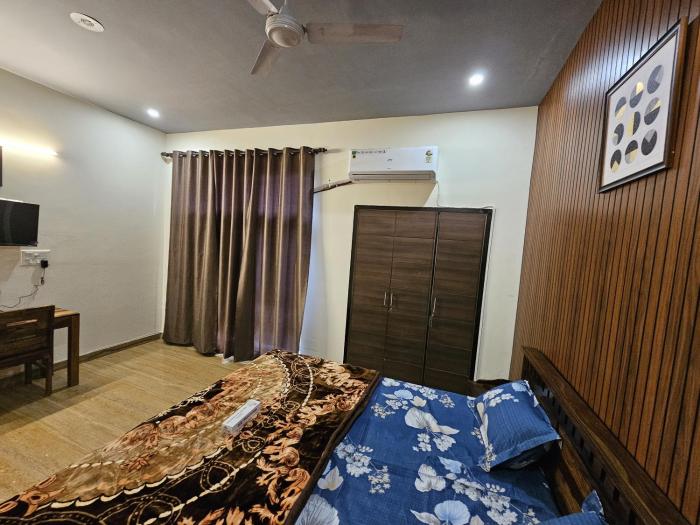 sky bloom residency gurgaon sector 22