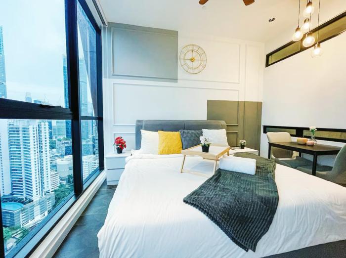 scarletz suites klcc by wsd