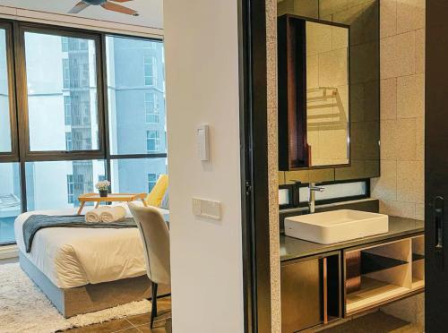 scarletz suites klcc by wsd