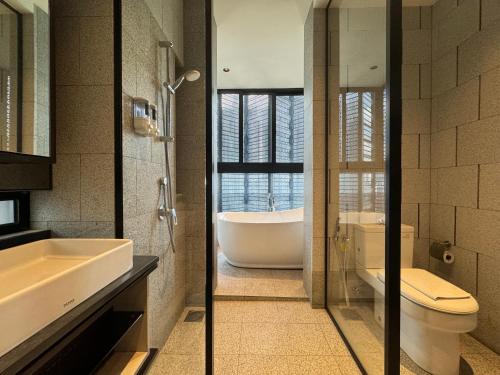 scarletz suites klcc by wsd