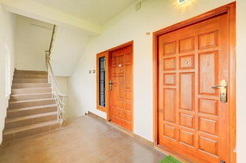 super hotel o eswar guest house