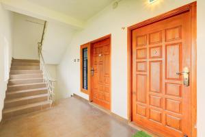 super hotel o eswar guest house