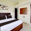 super hotel o eswar guest house