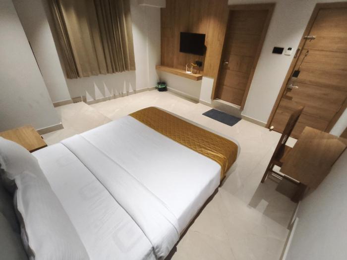 hotel beverly plaza kozhikode