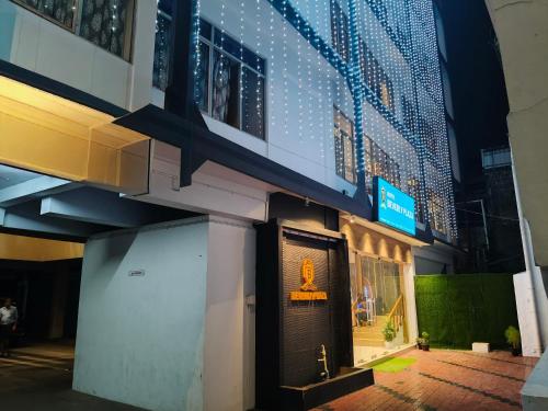 Hotel Beverly Plaza Kozhikode,,3 star