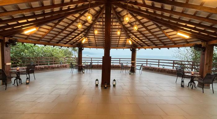 highland sarovar portico sindhudurg