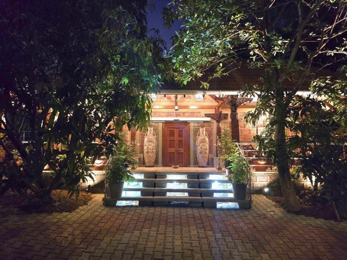 highland sarovar portico sindhudurg