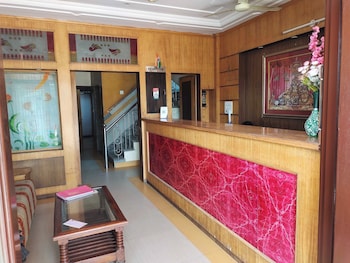 hotel maharani resort and bar near jaipur airport