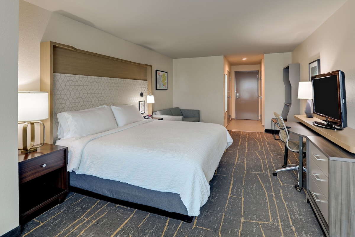 holiday inn mobile airport by ihg
