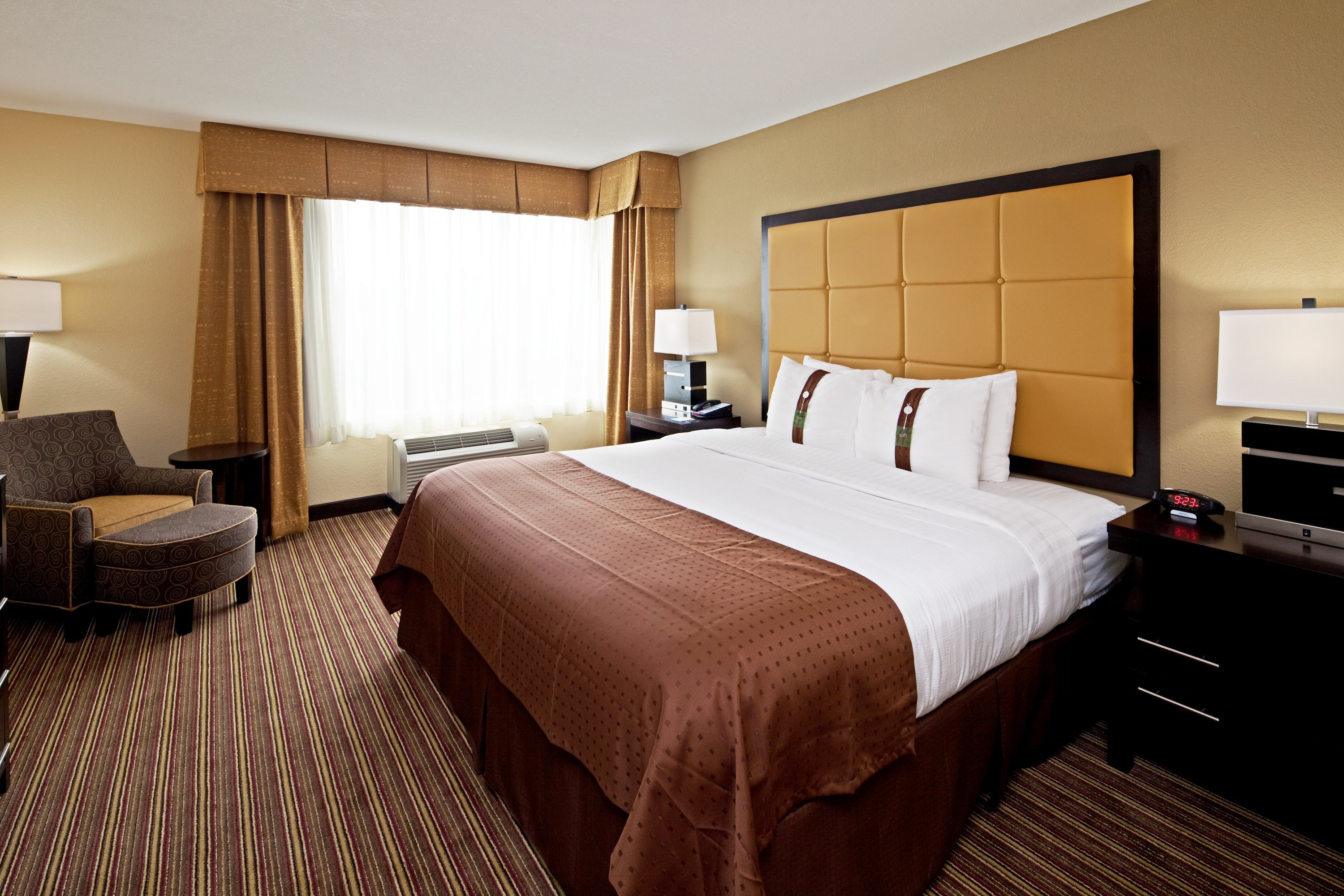holiday inn mobile airport by ihg