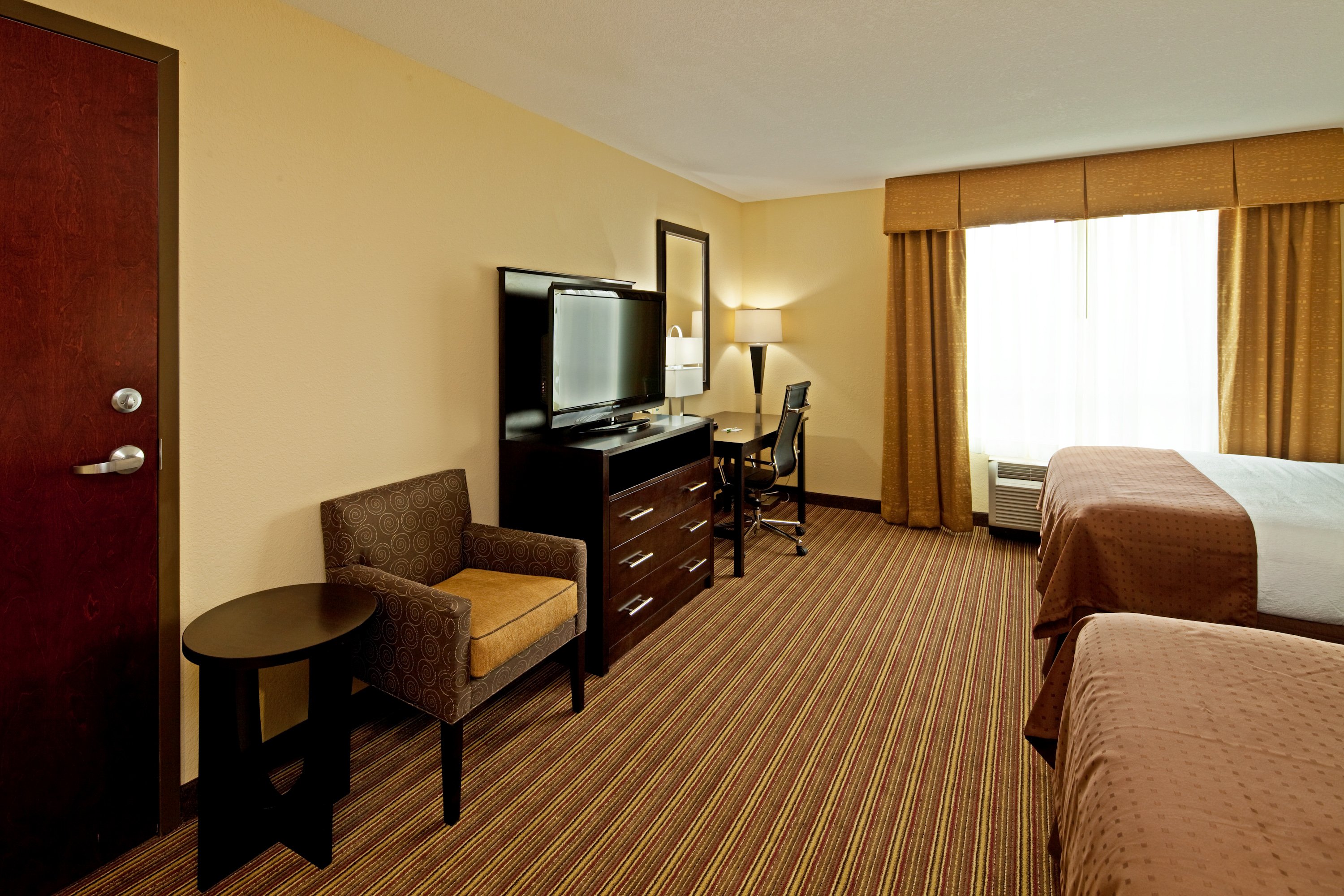 holiday inn mobile airport by ihg