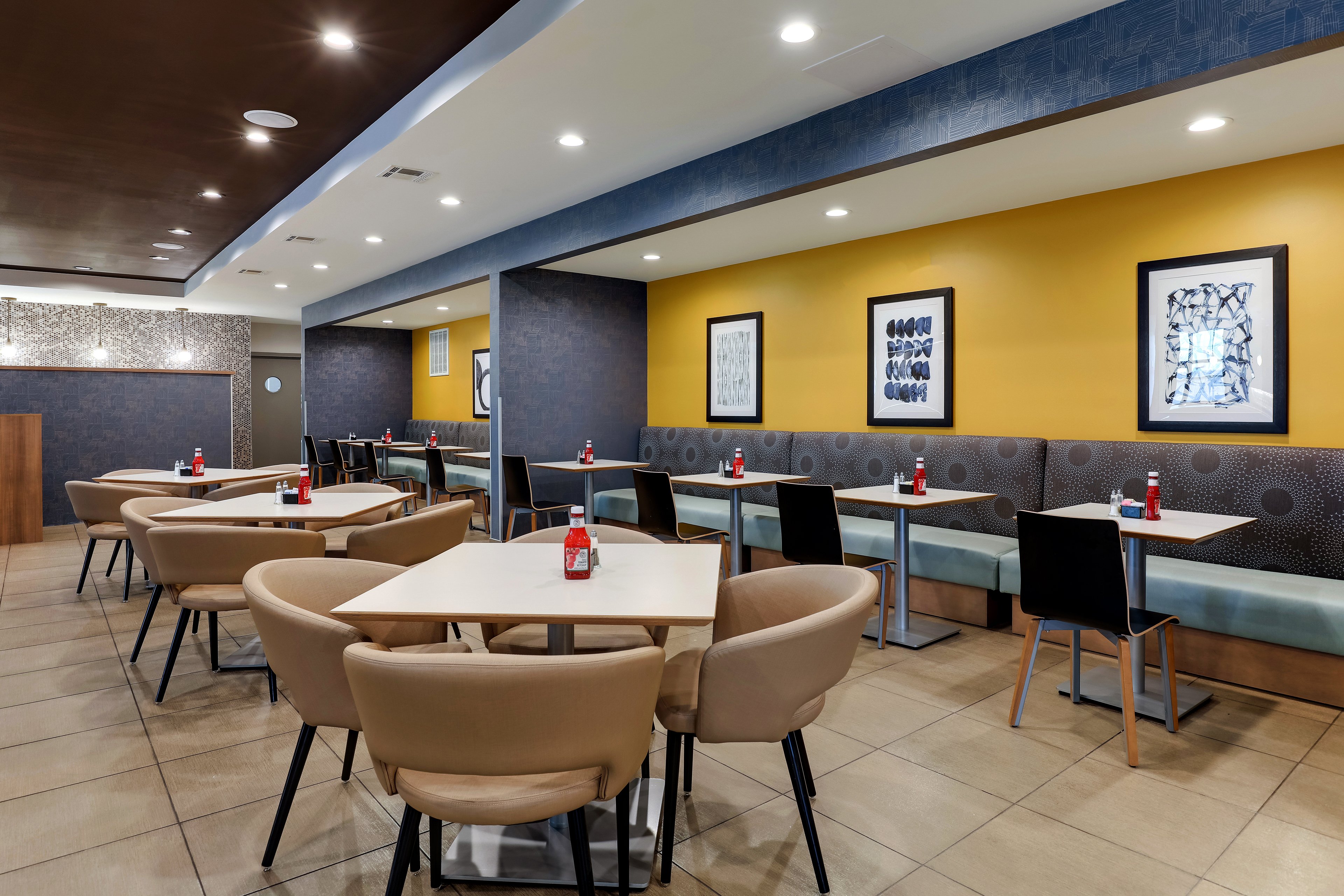 holiday inn mobile airport by ihg