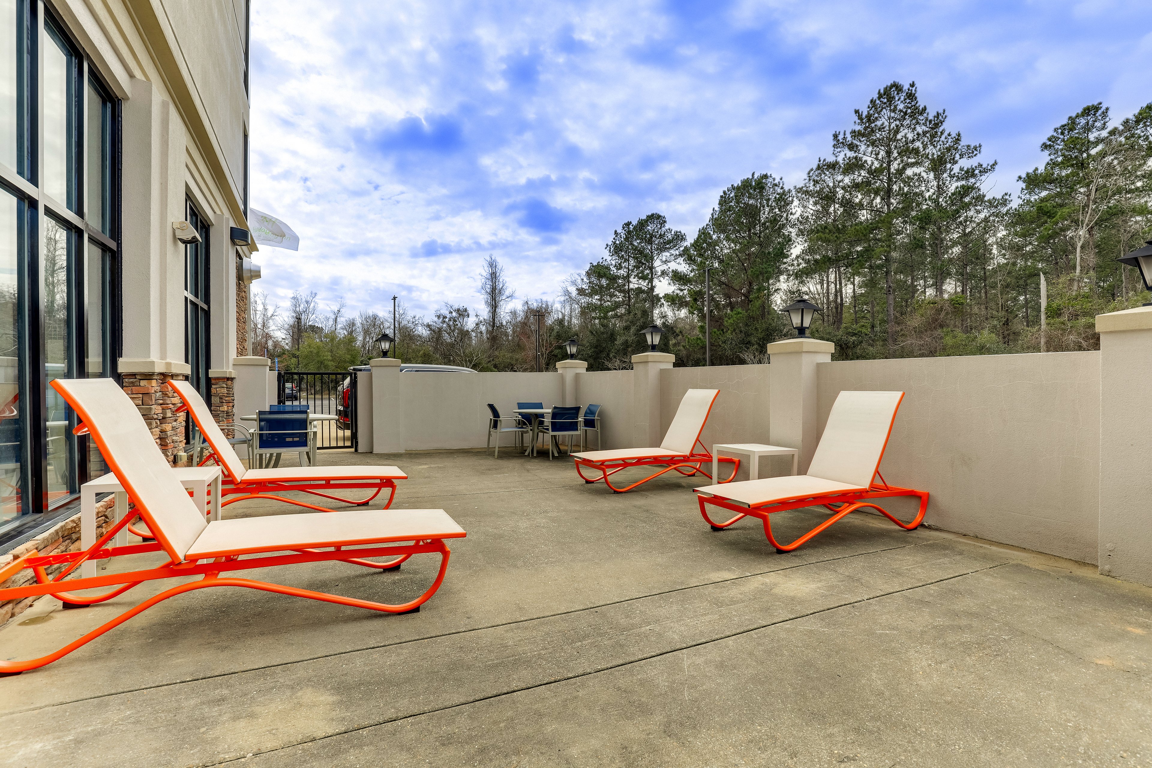 holiday inn mobile airport by ihg
