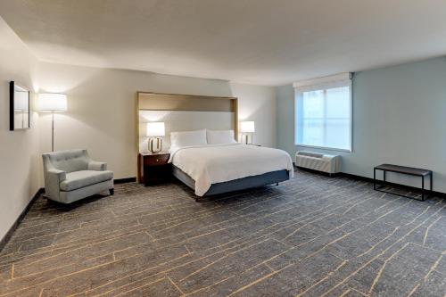 holiday inn mobile airport by ihg