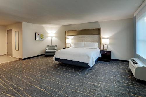 holiday inn mobile airport by ihg