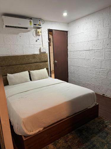 khushi resort pernem