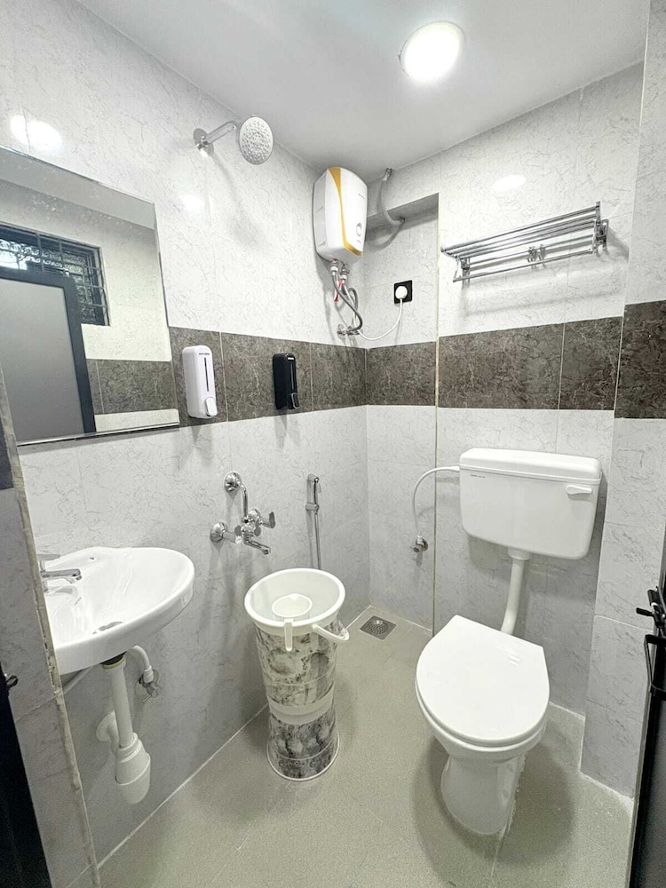 mama lodging and boarding