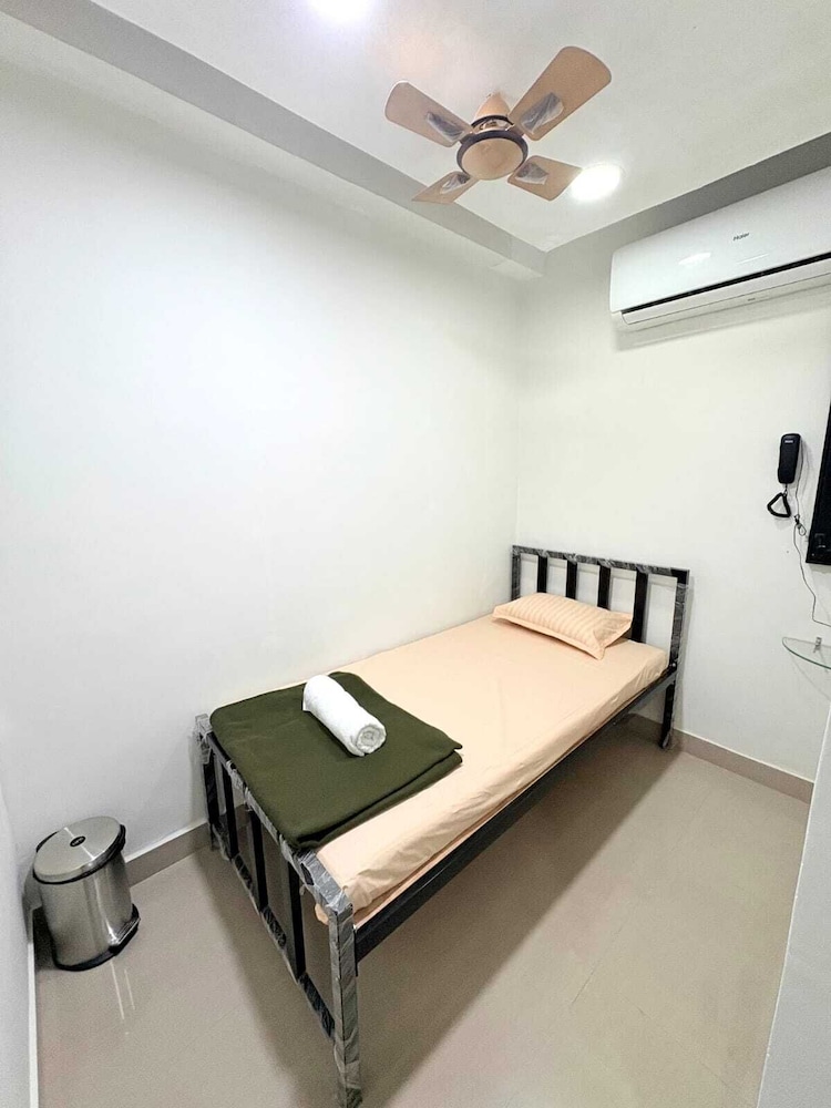 mama lodging and boarding