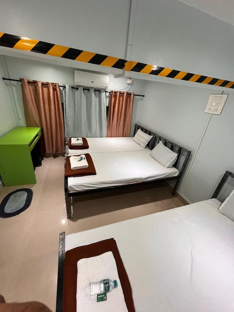 mama lodging and boarding