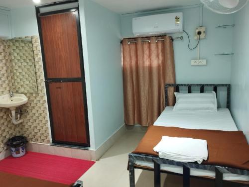 Mama Lodging And Boarding,,2 star